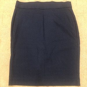 Elle Pencil Skirt 22” L Size Medium